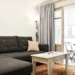 Nuevo Apartamento De 3 Dormitorios En Calle Alta